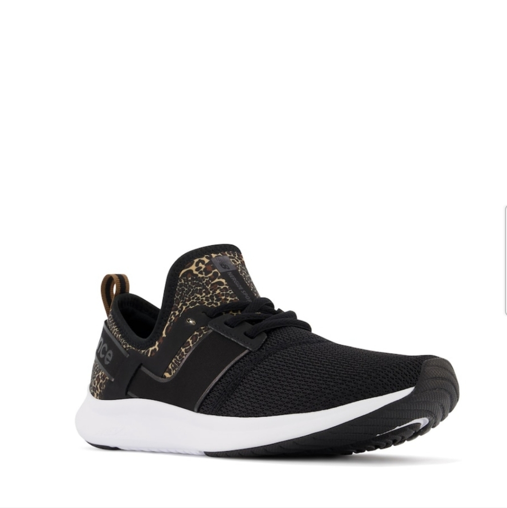 New Balance - Picture 1 of 3